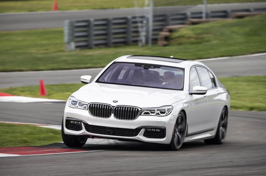  BMW 750i xDrive M Sport (G11) 2016 года  (NA) (фото 44 из 47)
